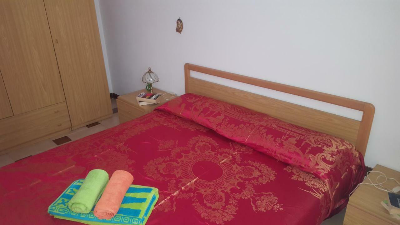 Appartamento Bouganville Magomadas Екстериор снимка